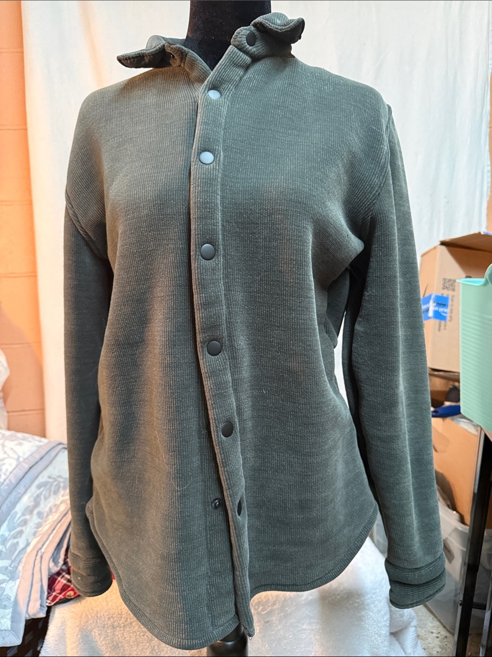 Button-Front Olive Green Ribbed Cardigan Jacket